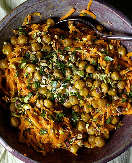 carrot salad with tahini and crisped chickpeas