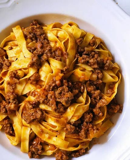 Tagliatelle (al Ragù) Bolognese