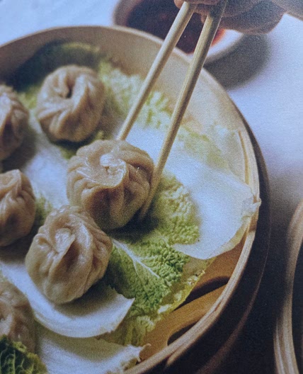Potato and leek momos