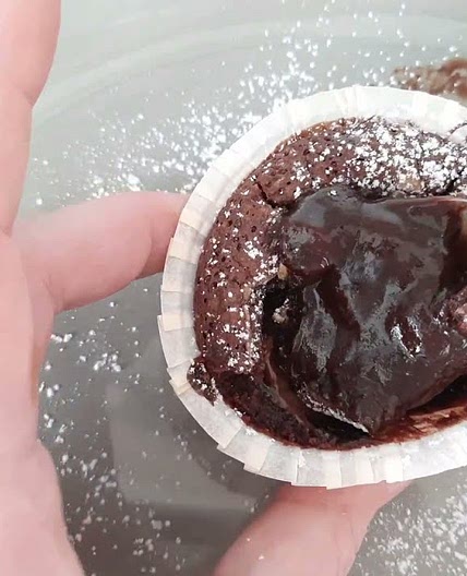 Molten Lava Nutella Cupcakes (made with spelt flour)