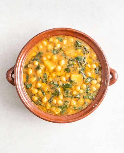 Potaje de Garbanzos (Spanish Chickpea, Potato & Spinach Stew)