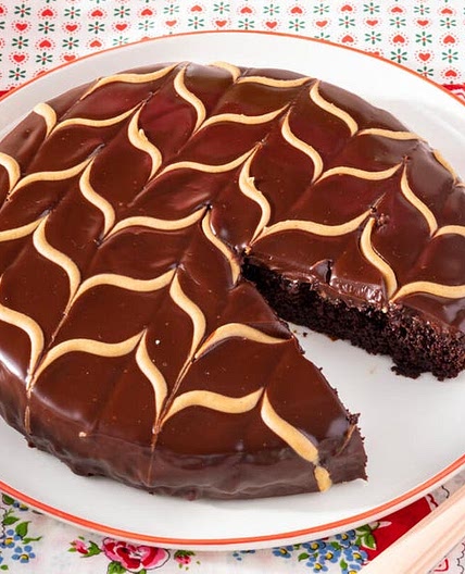 Chocolate Ganache Cake