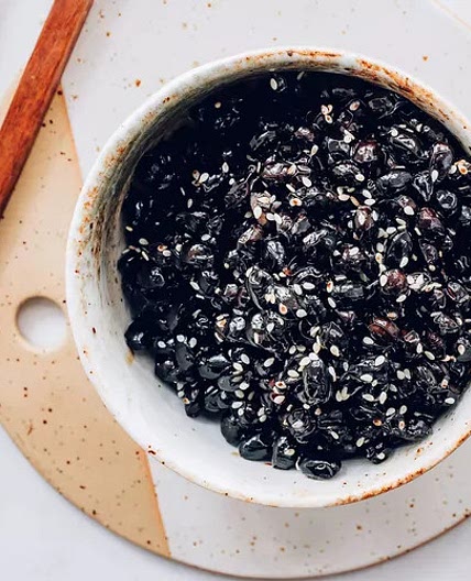 Korean Kongjaban: Sweet Black Beans