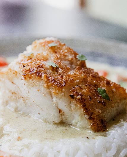 Macadamia Crusted Lingcod with Thai Green Curry Sauce