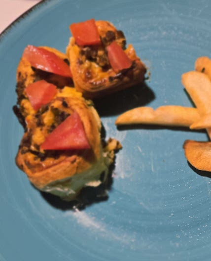 Cheeseburger Crescent Roll Bake