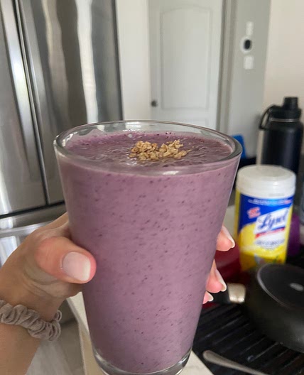 Matcha berrie smoothie 