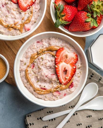 Strawberries porridge