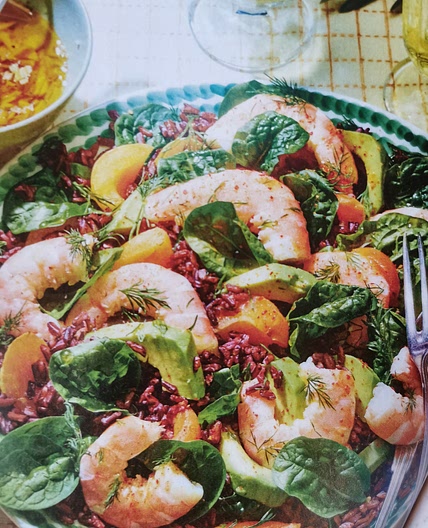 Salade de riz sauvage aux crevettes et aux abricots