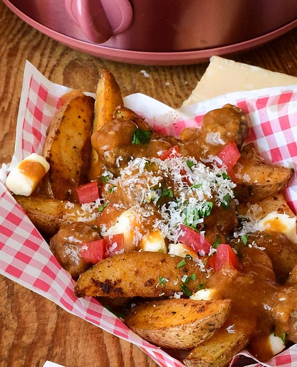 Slow Cooker Poutine with Meatballs