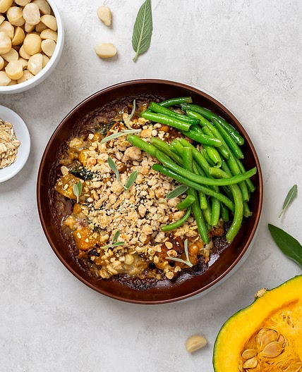 Macadamia crumble pots