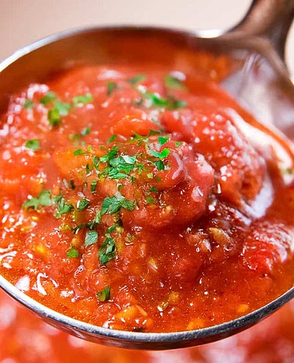 Easy Homemade Tomato Sauce