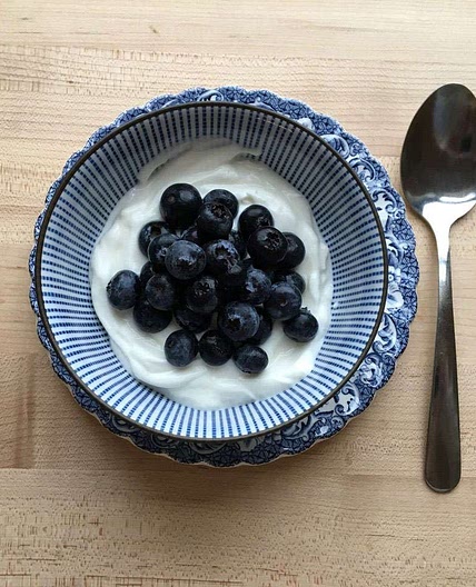 Greek Yoghurt with Granola and Blueberries