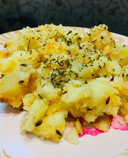 फलाहारी आलू (falahari aloo recipe in Hindi)