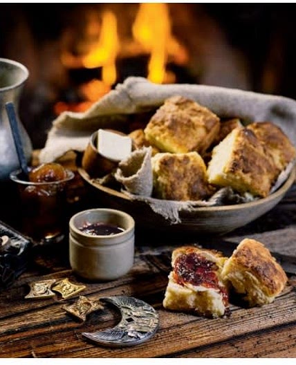 YAWNING PORTAL BUTTERMILK BISCUITS - Heroes Feast