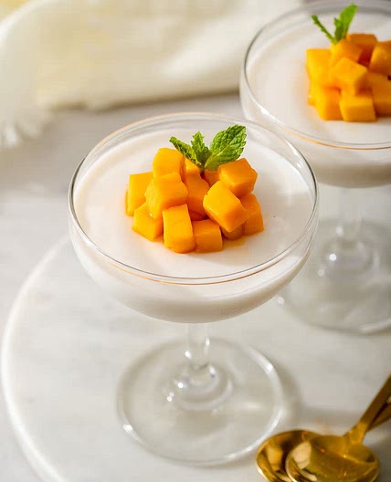 Creamy fruity Jelly with Collagen