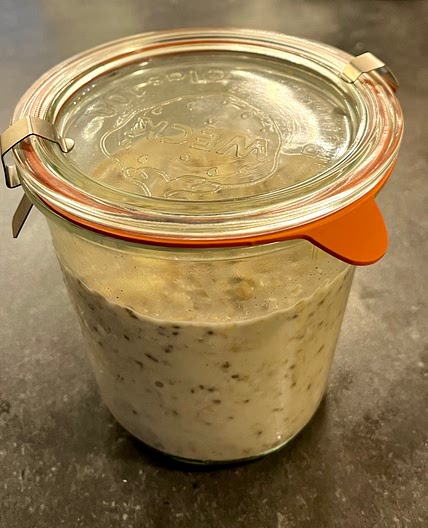 Apple Cinnamon Overnight Oats