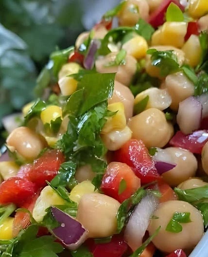 Mediterranean Garbanzo Bean Salad