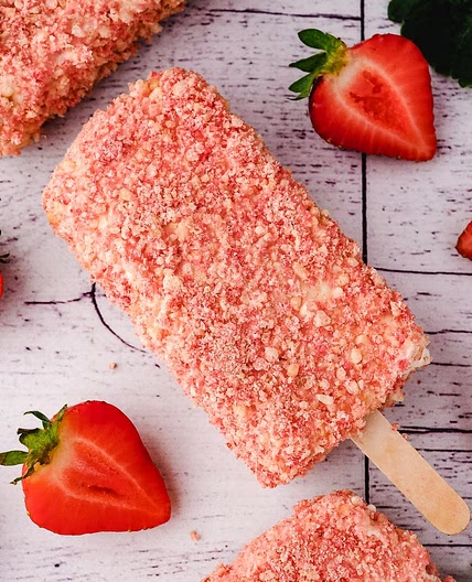 Vegan Strawberry Shortcake Popsicle 🍰