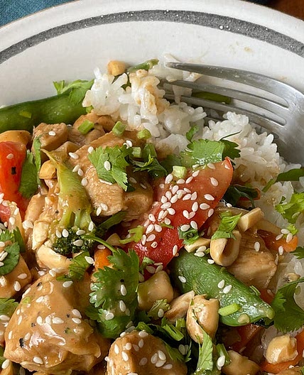 Saucy Honey-Peanut Chicken Stir-Fry