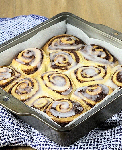 Cinnamon Rolls with Light Glaze