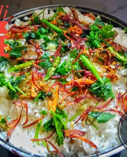 चिल्ली गार्लिक राइस | Chilli Garlic Rice recipe in Hindi )