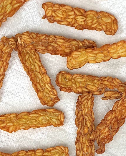 Baked or Fried Tempeh Crisps