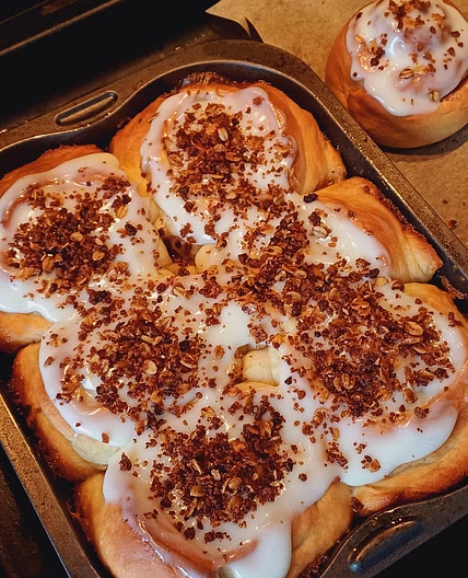 Caramel Apple Crisp Cinnamon Rolls