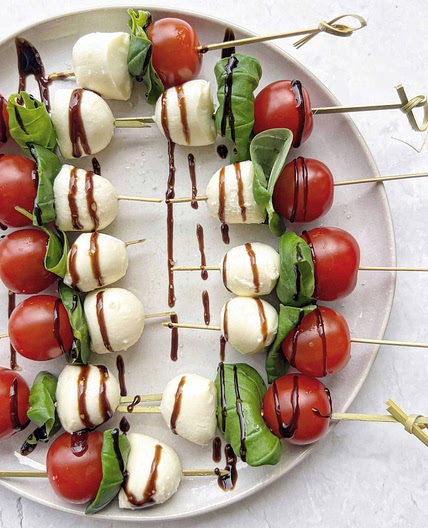 Caprese Salad Skewers with Bocconcini (Appetizer)