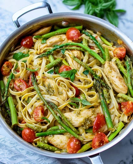 Asparagus Chicken Pasta