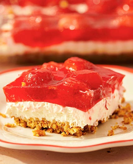 Strawberry Pretzel Salad