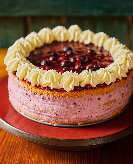 Erdei gyümölcsös torta