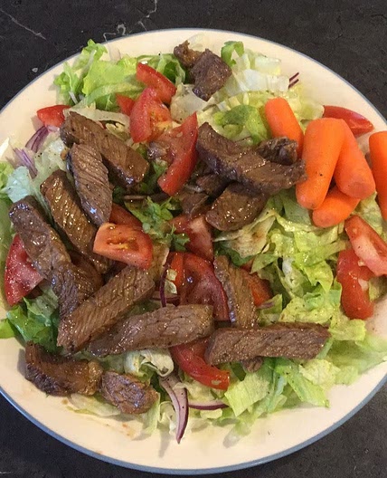 Salada de carne e Alface
