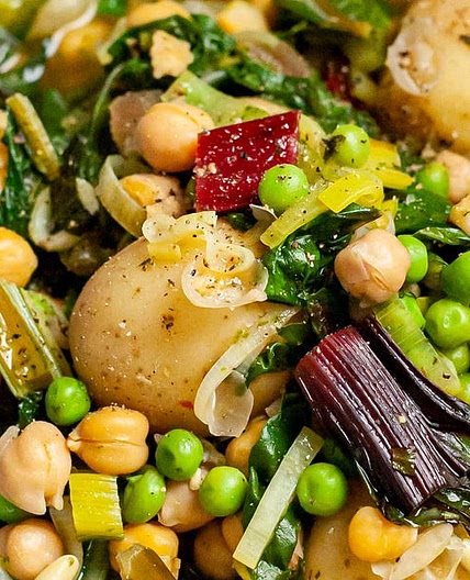 Slow cooker summer vegetable stew