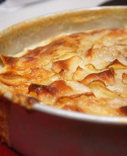 Four-Ingredient Potatoes au Gratin