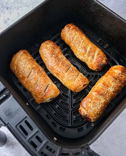 Air-Fried Sausage Rolls with Thyme and Sesame