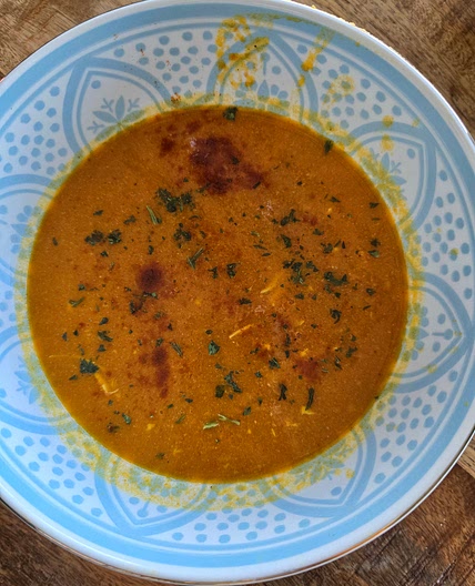 Kip, chorizo en groente soep