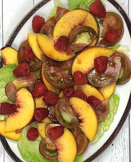 Butter Lettuce Salad with Peaches & Tomatoes