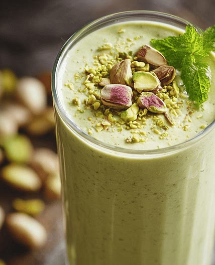 Keto Pistachio Cream Smoothie Recipe - Tent Trail Camping