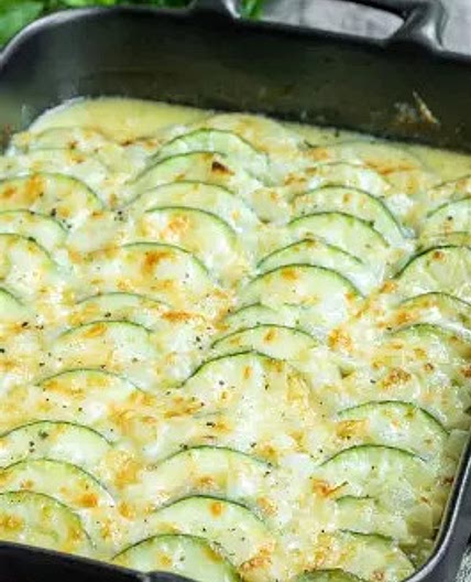 SAUCY ZUCCHINI BAKE