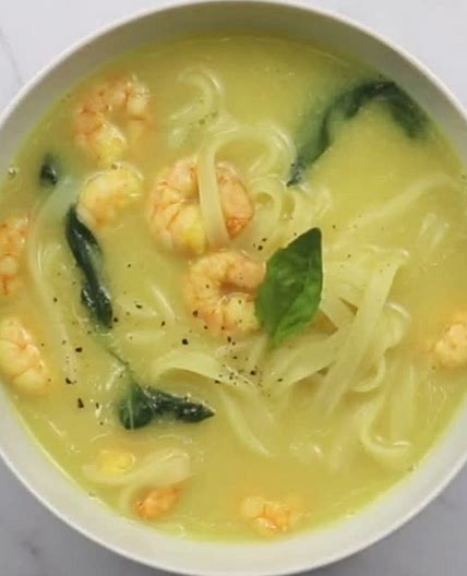 Curry Shrimp & Coconut Soup