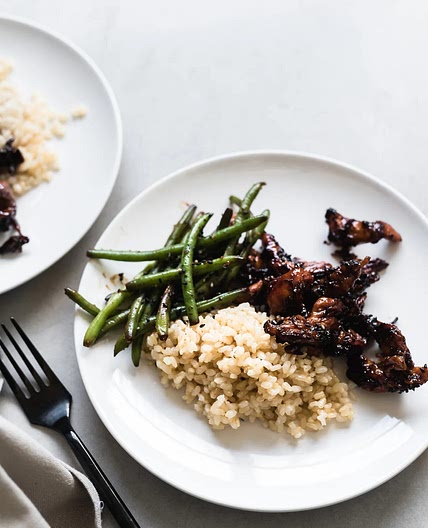 Sticky Asian Chicken Strips with Green Beans and Brown Rice — Ga