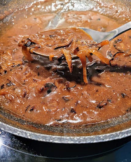 Homemade Onion Gravy