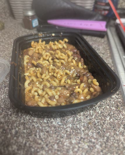 Cheesey Vegetarian Chili Mac