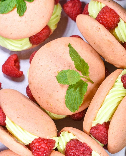 Raspberry Mojito Whoopie Pies