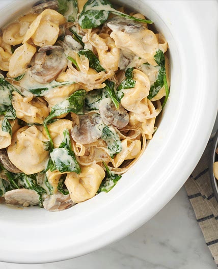 Slow-Cooker Spinach-Mushroom Tortellini