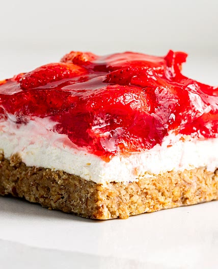 Strawberry Pretzel Salad