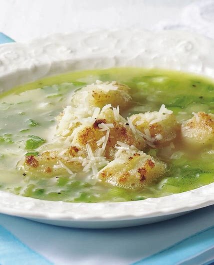 Spring Onion Soup with Garlic Croutons