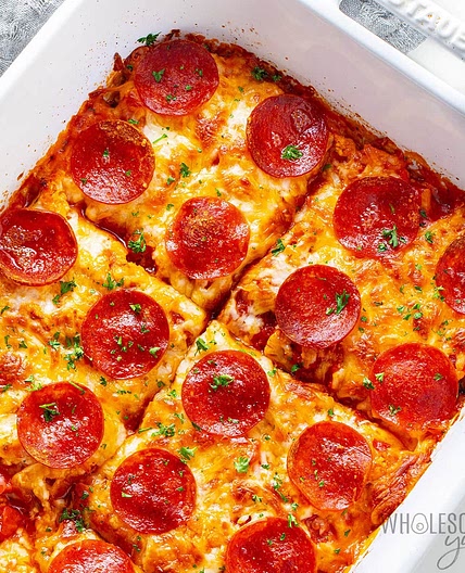 Pizza Casserole (Easy, 5 Ingredients!)