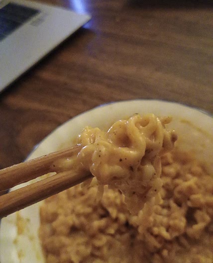 Ramen Mornay (for when you're broke til payday)