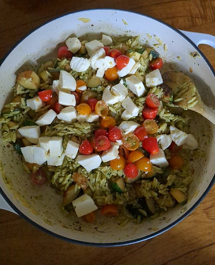 One-Pan Zucchini-Pesto Orzo